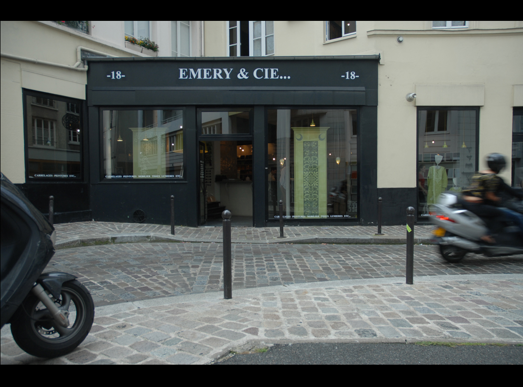 Façade de la boutique Emery à Paris | EMERY&Cie